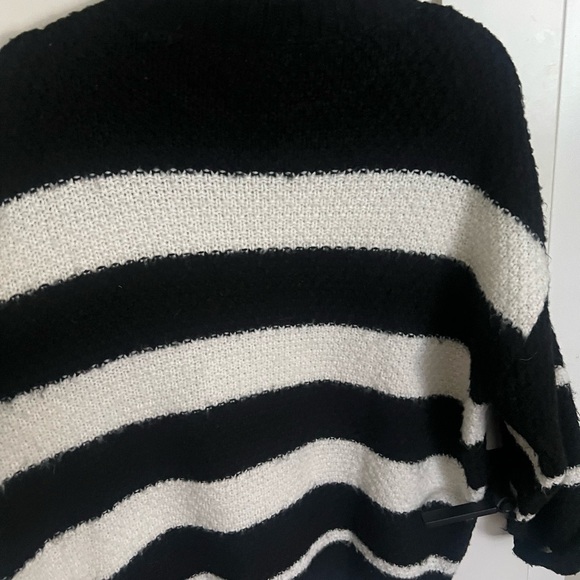 Topshop Chunky Black & Knit Sweater | Black & White Stripe | Oversized Pullover - Picture 4 of 5